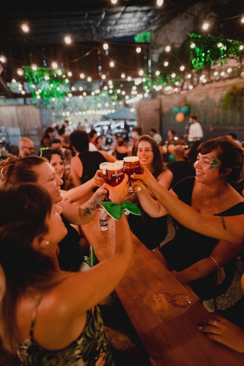 La ciudad se tiñe de verde para celebrar San Patricio