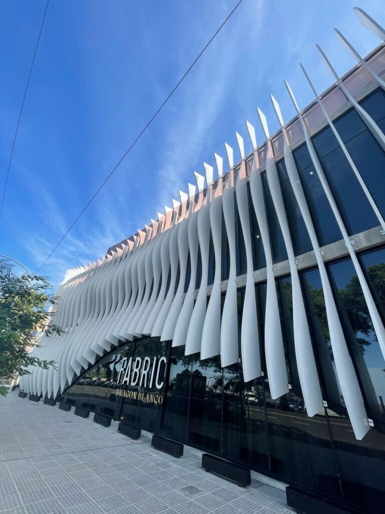 Fabric Dragón Blanco abrió sus puertas en Costanera Norte