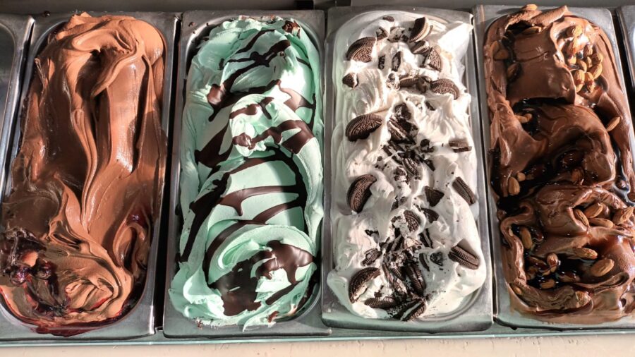 Helados veganos sin TACC y bombones helados artesanalmente preparados por Heladeria Prodan